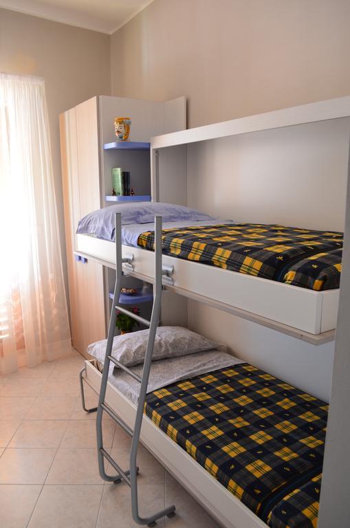 Appartamenti Piazza Duomo Acireale Habitación foto