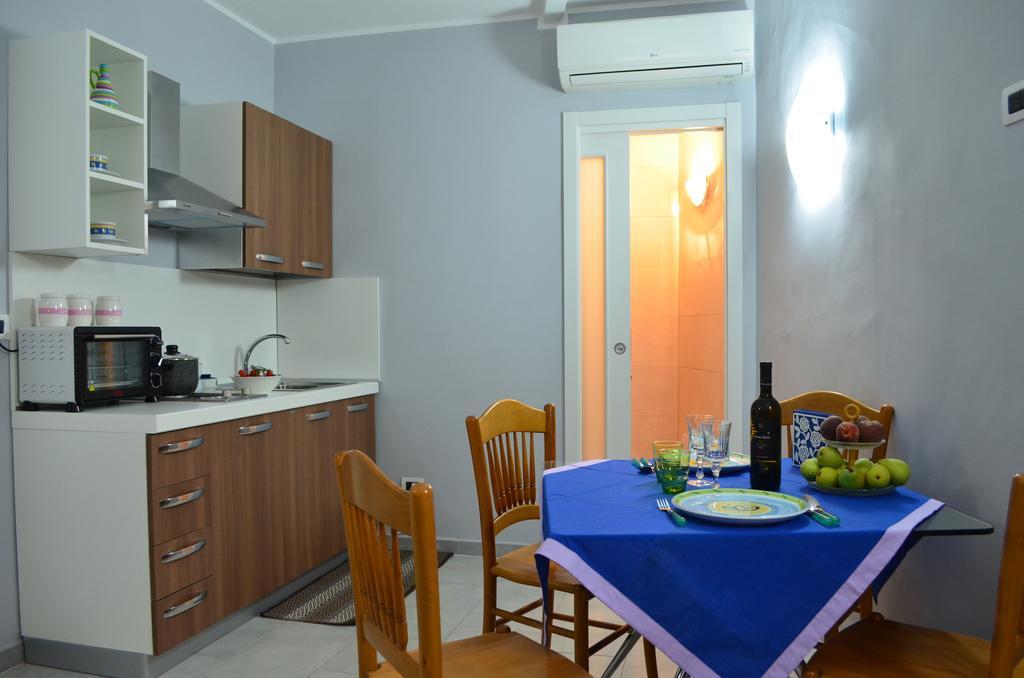 Appartamenti Piazza Duomo Acireale Habitación foto