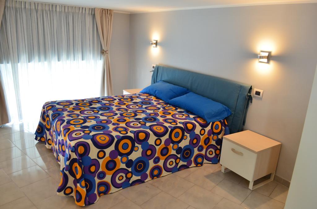 Appartamenti Piazza Duomo Acireale Habitación foto